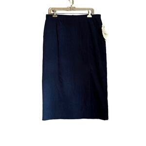 NWT! V.I.Petites navy faux suede midi skirt. Size 16